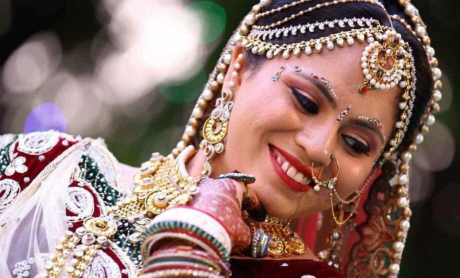 Abbigliamento e costumi indiani
